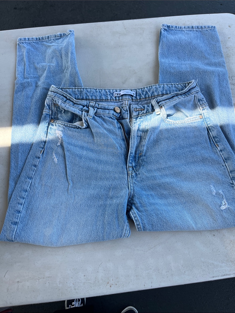 Zara Light Blue Relaxed Straight Jeans